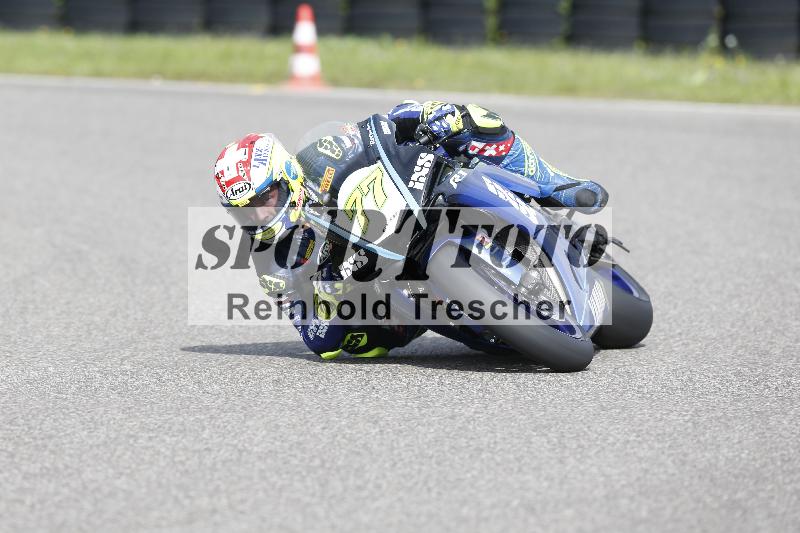 /53 16.09.2025 Track Day Domi Aegerter ADR/Gruppe rot/77